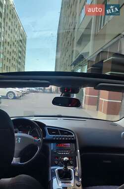 Внедорожник / Кроссовер Peugeot 3008 2010 в 