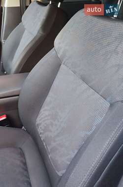 Внедорожник / Кроссовер Peugeot 3008 2010 в 