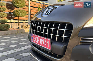 Внедорожник / Кроссовер Peugeot 3008 2011 в 