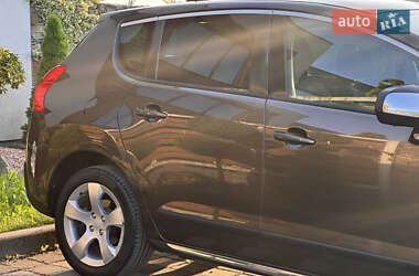 Внедорожник / Кроссовер Peugeot 3008 2011 в 