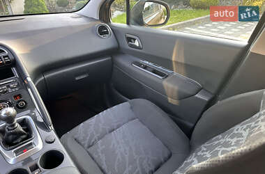 Внедорожник / Кроссовер Peugeot 3008 2011 в 