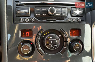Внедорожник / Кроссовер Peugeot 3008 2011 в 