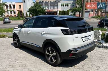 Внедорожник / Кроссовер Peugeot 3008 2021 в 