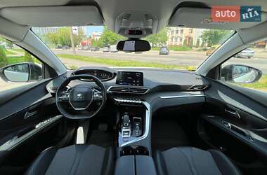 Внедорожник / Кроссовер Peugeot 3008 2021 в 