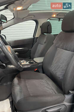 Внедорожник / Кроссовер Peugeot 3008 2012 в 