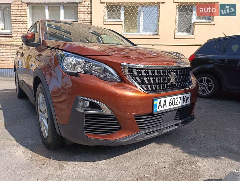 Внедорожник / Кроссовер Peugeot 3008 2017 в Киеве