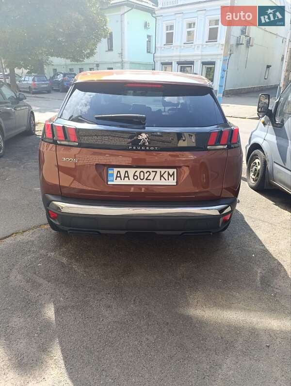 Внедорожник / Кроссовер Peugeot 3008 2017 в Киеве