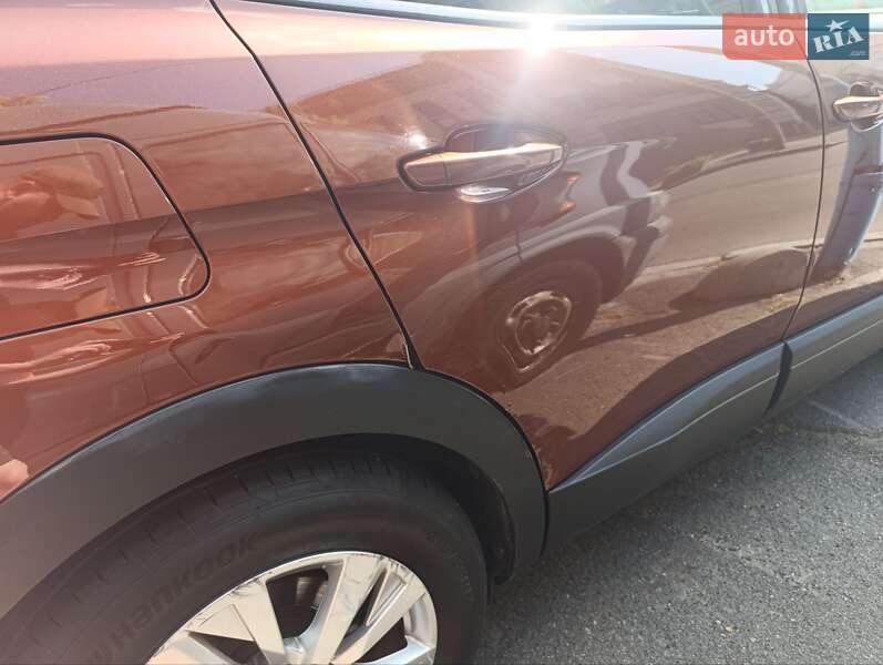 Внедорожник / Кроссовер Peugeot 3008 2017 в Киеве