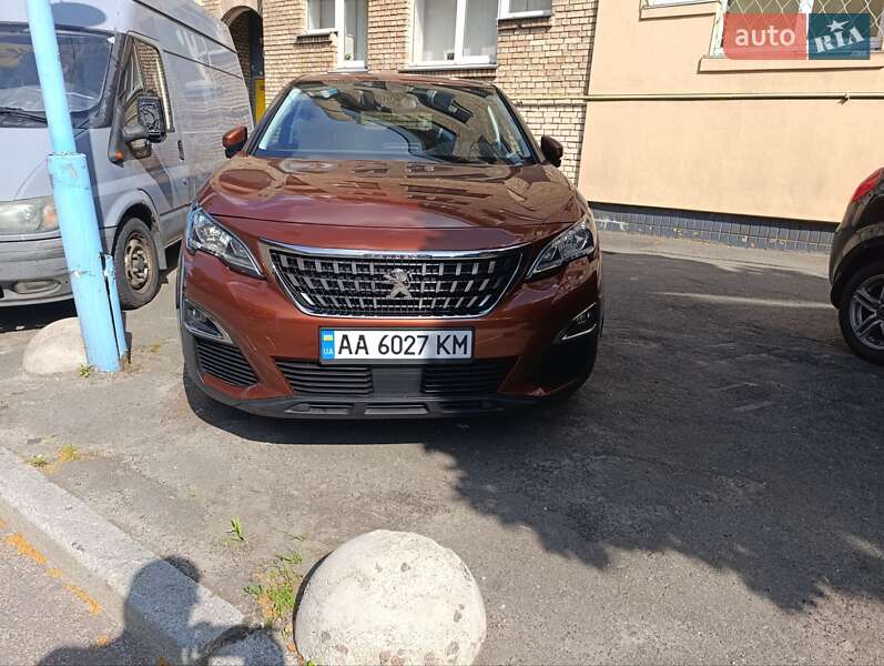 Внедорожник / Кроссовер Peugeot 3008 2017 в Киеве