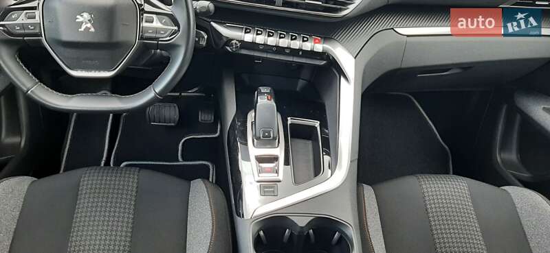 Внедорожник / Кроссовер Peugeot 3008 2018 в Хмельницком