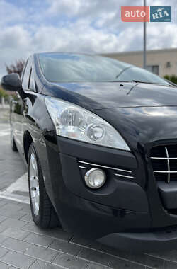 Внедорожник / Кроссовер Peugeot 3008 2012 в 
