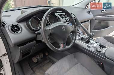 Внедорожник / Кроссовер Peugeot 3008 2011 в 