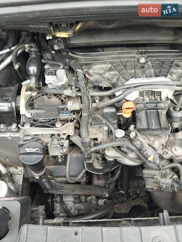 Позашляховик / Кросовер Peugeot 3008 2012 в Вишгороді