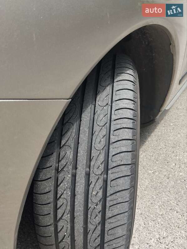 Позашляховик / Кросовер Peugeot 3008 2012 в Вишгороді