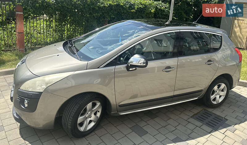 Позашляховик / Кросовер Peugeot 3008 2009 в Івано-Франківську