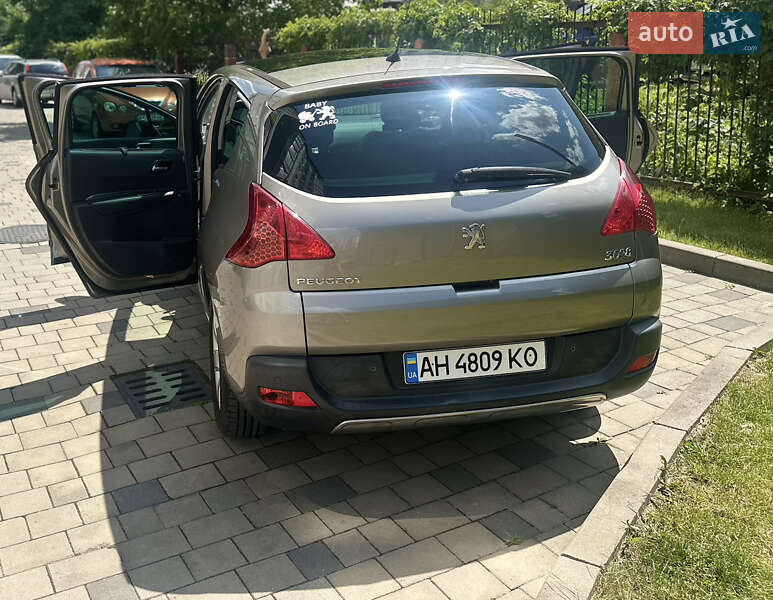 Позашляховик / Кросовер Peugeot 3008 2009 в Івано-Франківську
