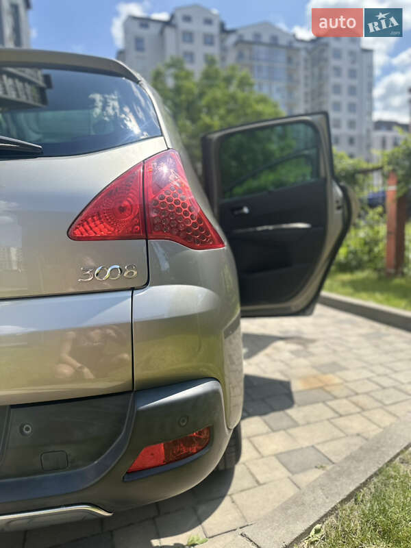 Позашляховик / Кросовер Peugeot 3008 2009 в Івано-Франківську