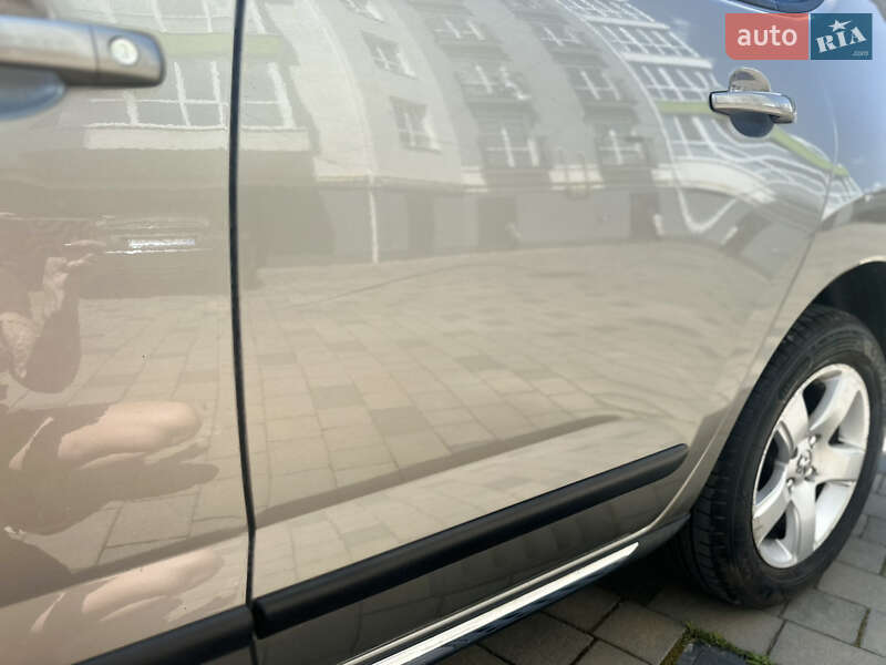 Позашляховик / Кросовер Peugeot 3008 2009 в Івано-Франківську