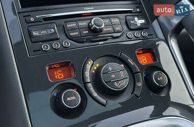 Внедорожник / Кроссовер Peugeot 3008 2011 в 