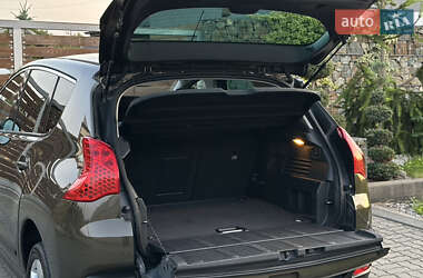 Внедорожник / Кроссовер Peugeot 3008 2011 в 