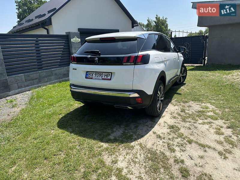 Позашляховик / Кросовер Peugeot 3008 2017 в Шепетівці