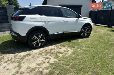 Внедорожник / Кроссовер Peugeot 3008 2017 в 