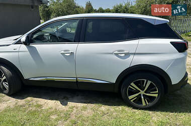 Внедорожник / Кроссовер Peugeot 3008 2017 в 