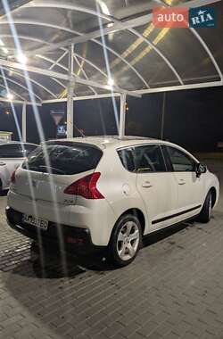 Внедорожник / Кроссовер Peugeot 3008 2010 в 