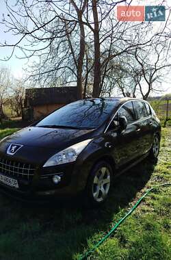 Внедорожник / Кроссовер Peugeot 3008 2011 в Киеве