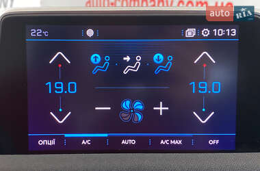 Внедорожник / Кроссовер Peugeot 3008 2020 в 