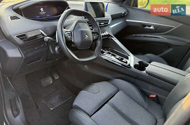 Внедорожник / Кроссовер Peugeot 3008 2023 в 