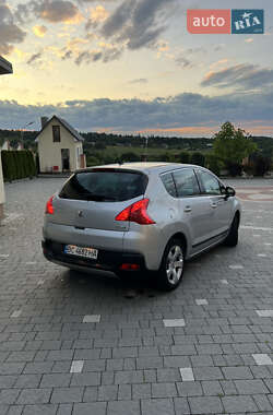 Позашляховик / Кросовер Peugeot 3008 2010 в Дрогобичі