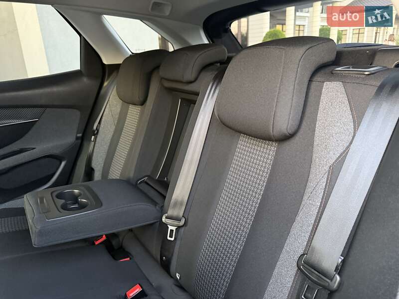 Позашляховик / Кросовер Peugeot 3008 2020 в Стрию
