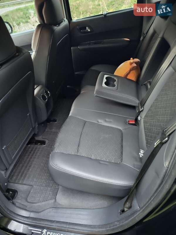 Позашляховик / Кросовер Peugeot 3008 2010 в Сколе