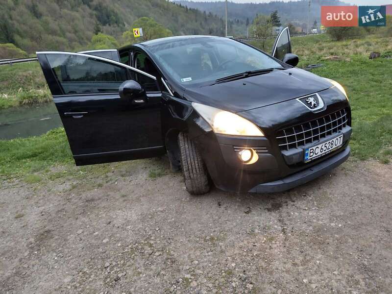 Позашляховик / Кросовер Peugeot 3008 2010 в Сколе