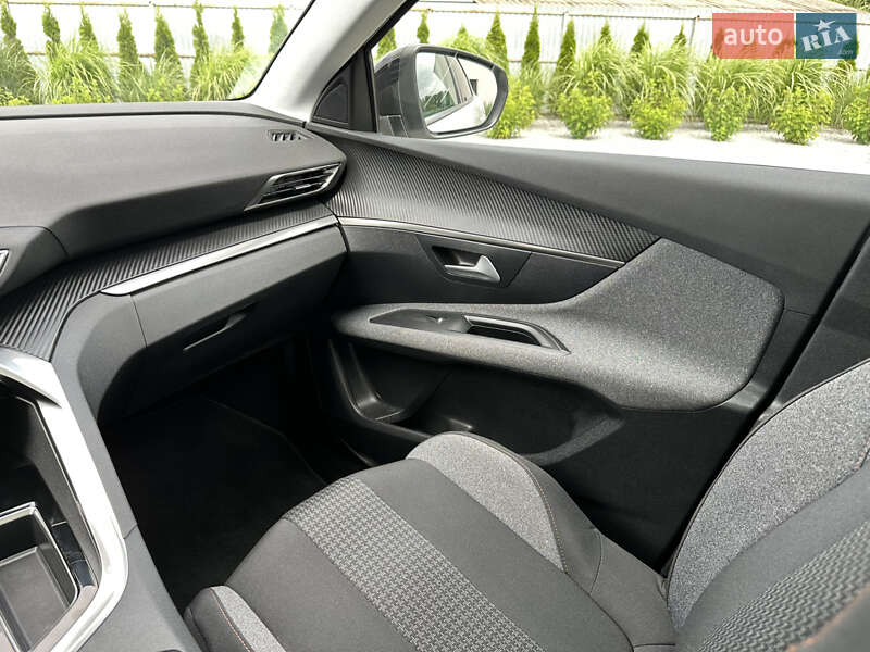 Позашляховик / Кросовер Peugeot 3008 2019 в Лопатині