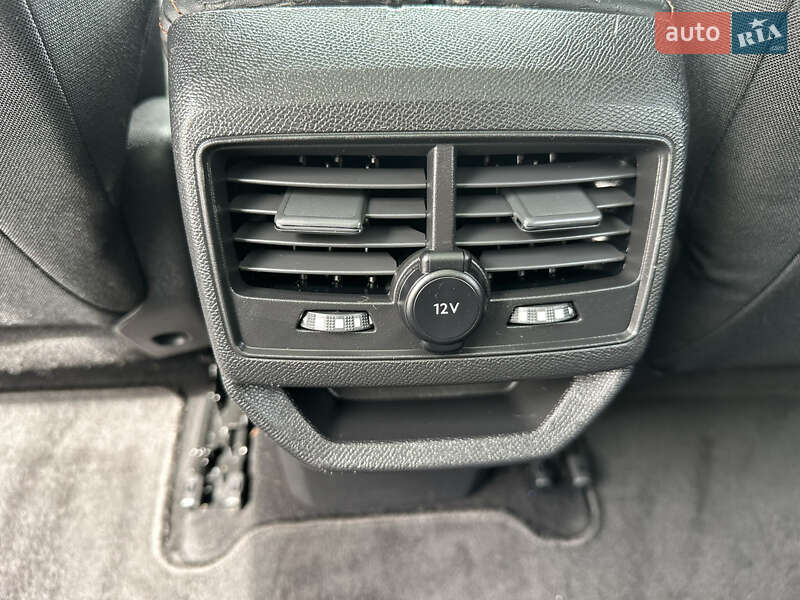 Позашляховик / Кросовер Peugeot 3008 2019 в Лопатині