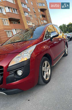 Позашляховик / Кросовер Peugeot 3008 2011 в Тернополі