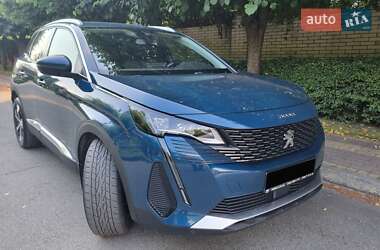 Позашляховик / Кросовер Peugeot 3008 2021 в Києві