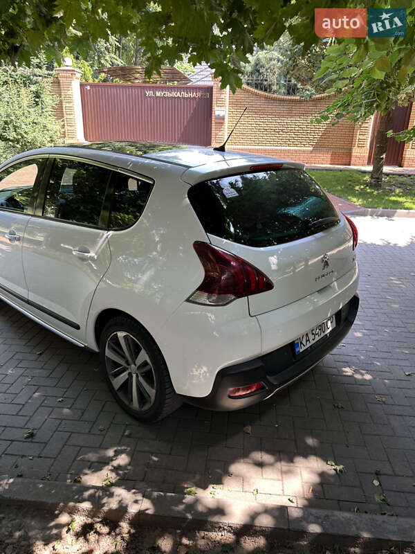 Позашляховик / Кросовер Peugeot 3008 2015 в Запоріжжі