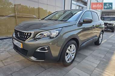 Внедорожник / Кроссовер Peugeot 3008 2020 в Киеве