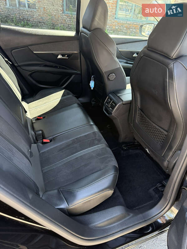 Позашляховик / Кросовер Peugeot 3008 2018 в Черкасах