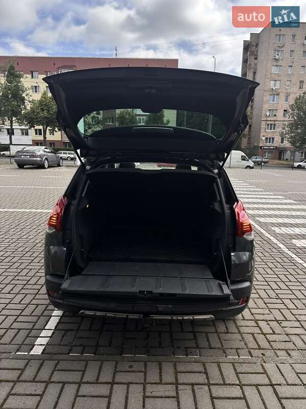 Позашляховик / Кросовер Peugeot 3008 2013 в Рівному