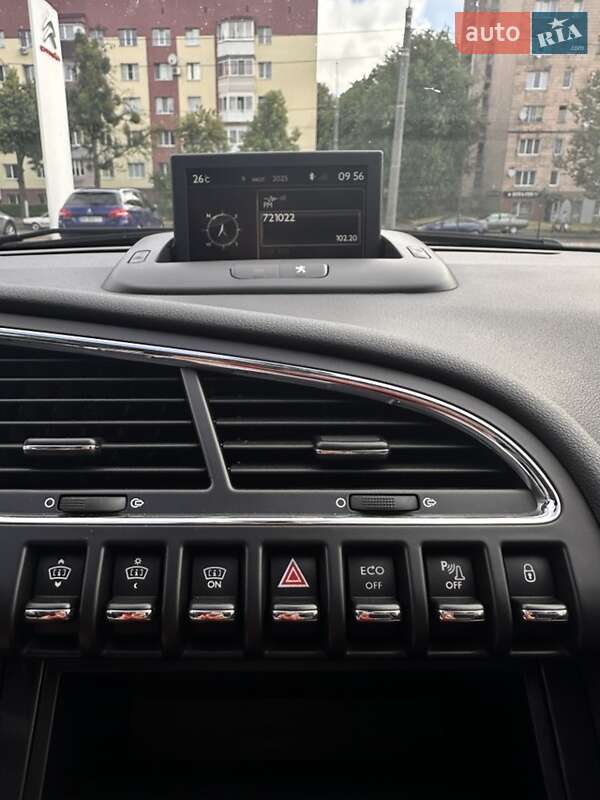 Позашляховик / Кросовер Peugeot 3008 2013 в Рівному