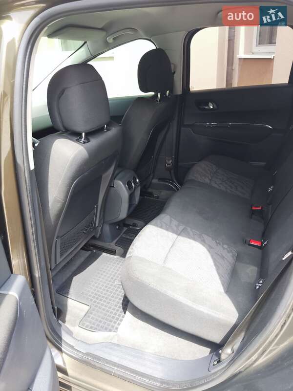 Внедорожник / Кроссовер Peugeot 3008 2010 в Тернополе