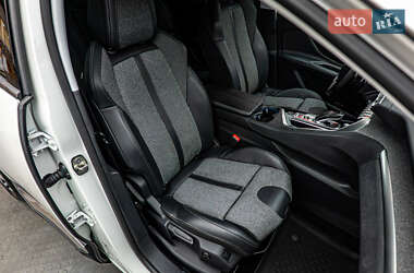 Внедорожник / Кроссовер Peugeot 3008 2019 в 