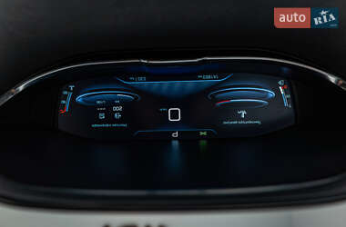 Внедорожник / Кроссовер Peugeot 3008 2019 в 