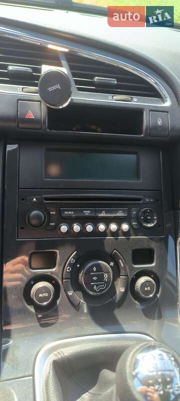 Позашляховик / Кросовер Peugeot 3008 2011 в Львові