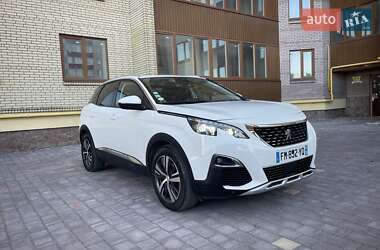 Внедорожник / Кроссовер Peugeot 3008 2020 в 