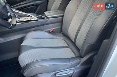 Внедорожник / Кроссовер Peugeot 3008 2020 в 